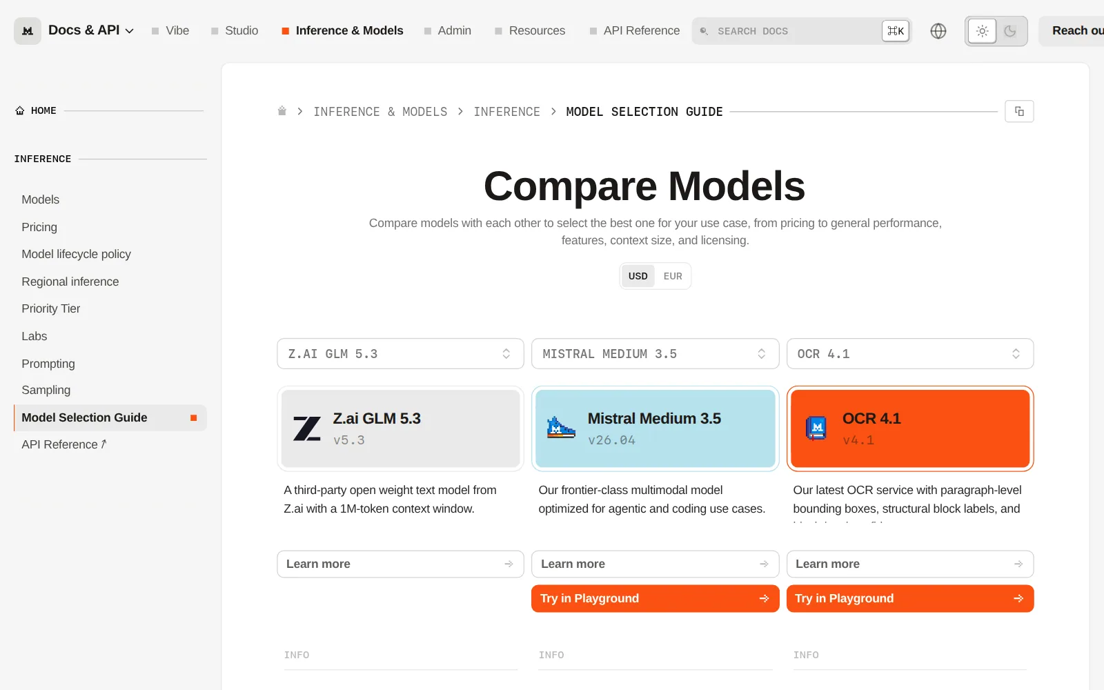Mistral AI のドキュメントの「Compare Models」のページ。Mistral Medium 3.5 や OCR 4.1 などのモデルのカードが並ぶ