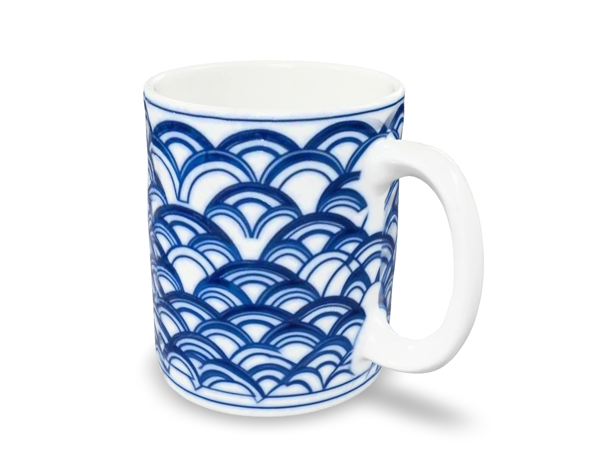 藍色の青海波の模様を付けたマグカップの 3D モデル